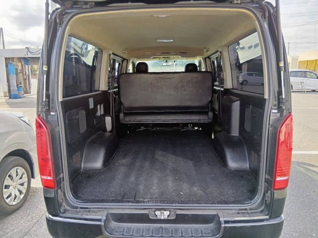 TOYOTA REGIUSACE VAN 2WD 2015 Image 31