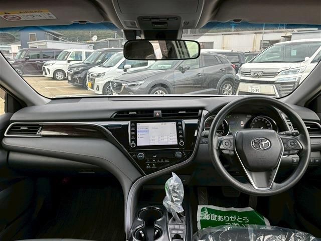 TOYOTA CAMRY HYBRID 2020 Image 31