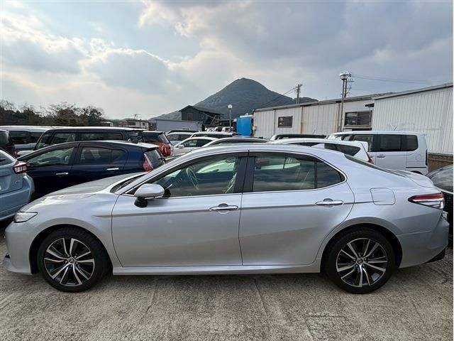 TOYOTA CAMRY HYBRID 2020 Image 31