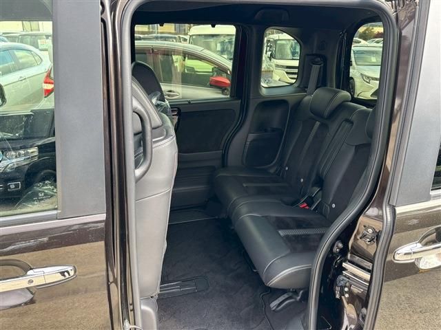 HONDA N BOX CUSTOM 2022 Image 31