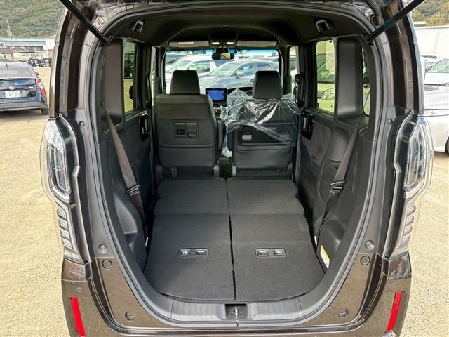 HONDA N BOX CUSTOM 2022 Image 31