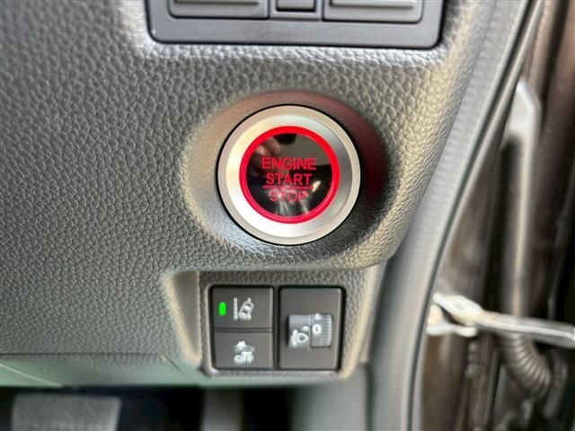 HONDA N BOX CUSTOM 2022 Image 31