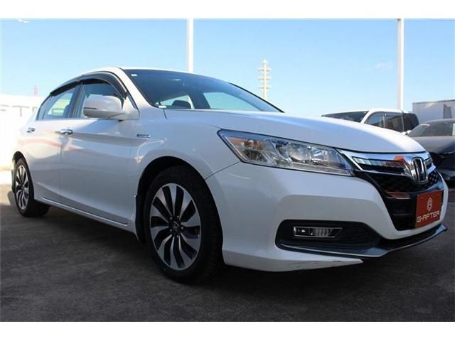 HONDA ACCORD HYBRID 2015 Image 31