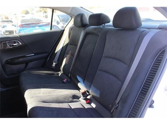 HONDA ACCORD HYBRID 2015 Image 31