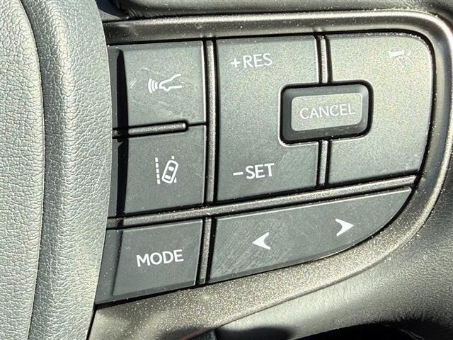 TOYOTA LEXUS UX300E 2021 Image 31