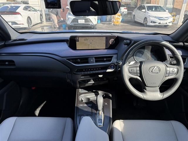 TOYOTA LEXUS UX300E 2021 Image 31