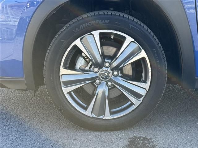 TOYOTA LEXUS UX300E 2021 Image 31