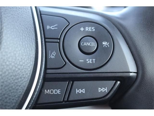 TOYOTA RAV4 HYBRID 4WD 2022 Image 31