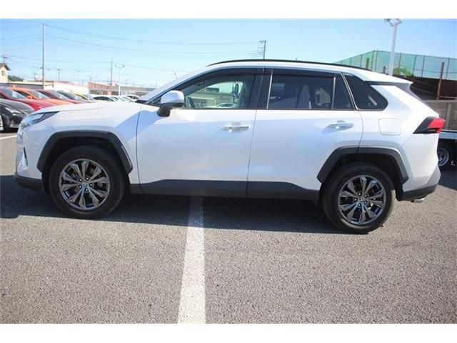 TOYOTA RAV4 HYBRID 4WD 2022 Image 31