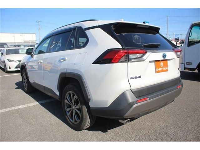TOYOTA RAV4 HYBRID 4WD 2022 Image 31