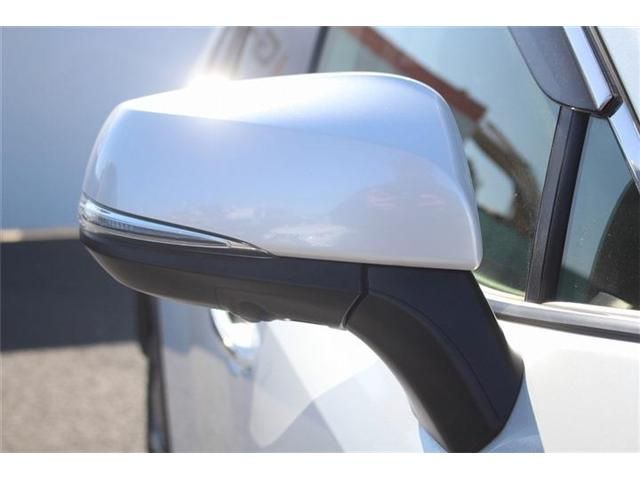 TOYOTA RAV4 HYBRID 4WD 2022 Image 31