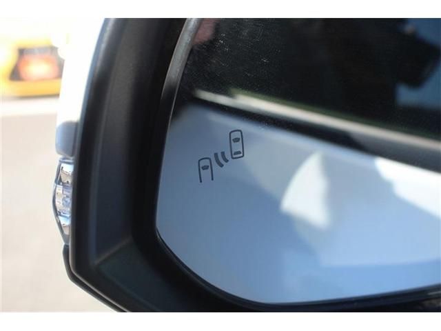 TOYOTA RAV4 HYBRID 4WD 2022 Image 31