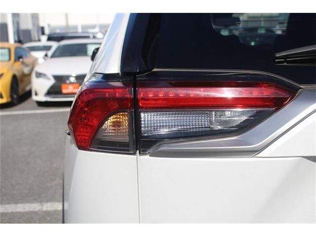 TOYOTA RAV4 HYBRID 4WD 2022 Image 31