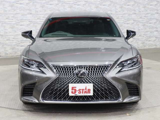 TOYOTA LEXUS LS500 2018 Image 31
