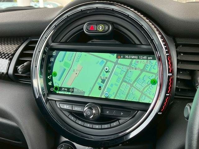 BMW MINI 2018 Image 31
