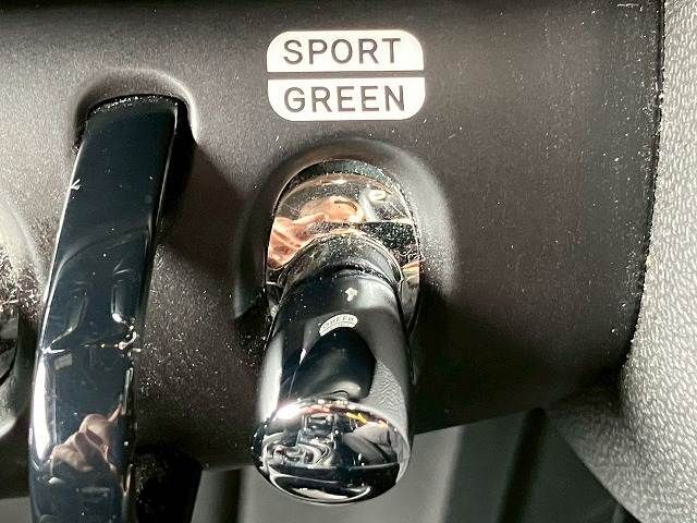 BMW MINI 2018 Image 31