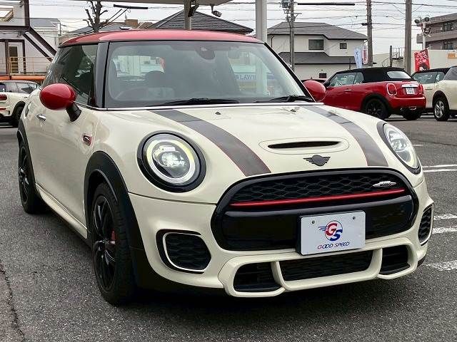 BMW MINI 2018 Image 31