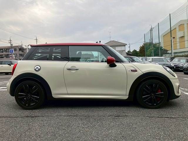 BMW MINI 2018 Image 31