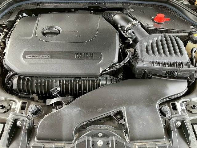 BMW MINI 2018 Image 31