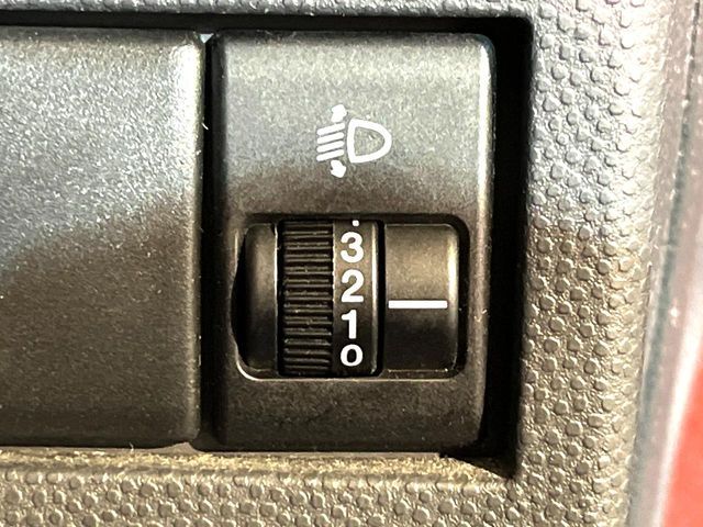 SUZUKI ALTO LAPIN 2011 Image 31