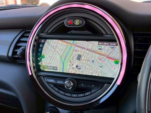 BMW MINI COOPER D 5DOOR 2021 Image 31