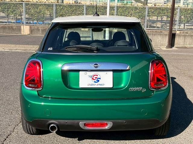 BMW MINI COOPER D 5DOOR 2021 Image 31