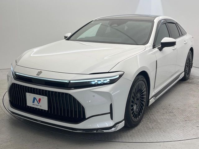 TOYOTA CROWN SEDAN HYBRID 2025 Image 31