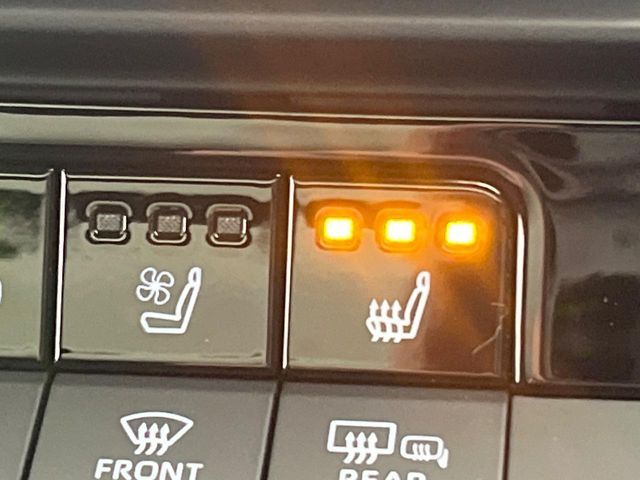 TOYOTA CROWN SEDAN HYBRID 2025 Image 31