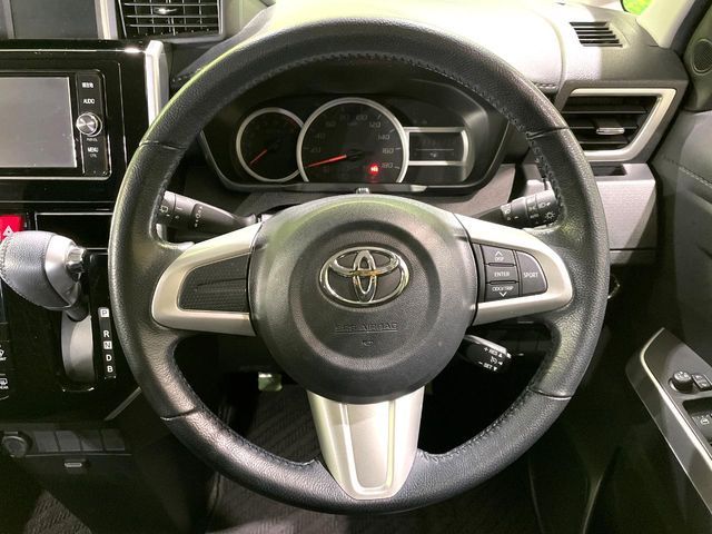 TOYOTA TANK 2017 Image 31