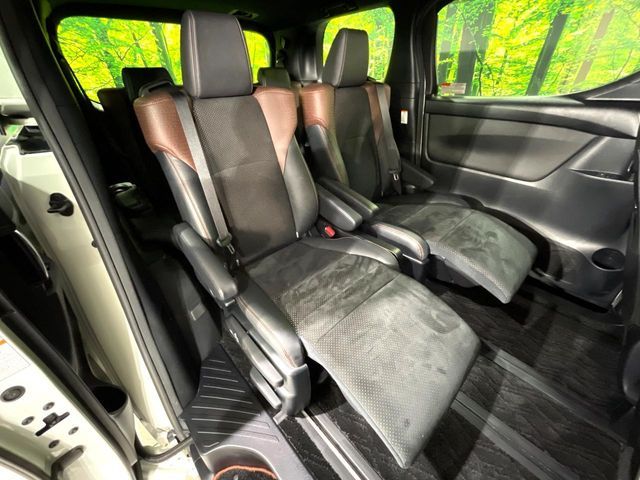 TOYOTA ALPHARD 2017 Image 31