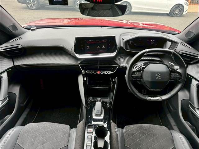 PEUGEOT 2008 2020 Image 31