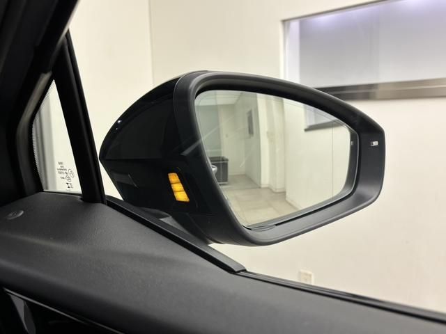 AUDI Q4 E-TRON 2024 Image 31