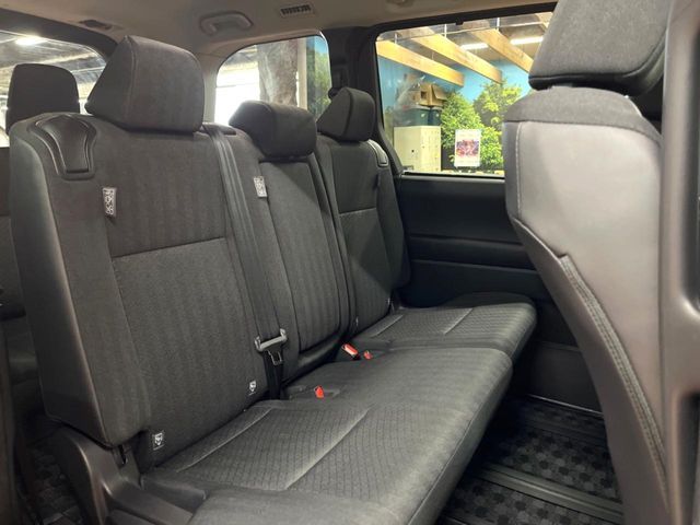 TOYOTA NOAH 2024 Image 31