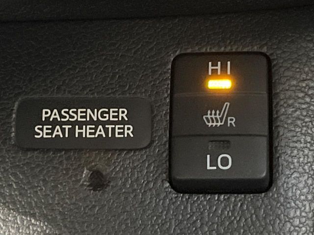 TOYOTA PRIUS 2016 Image 31