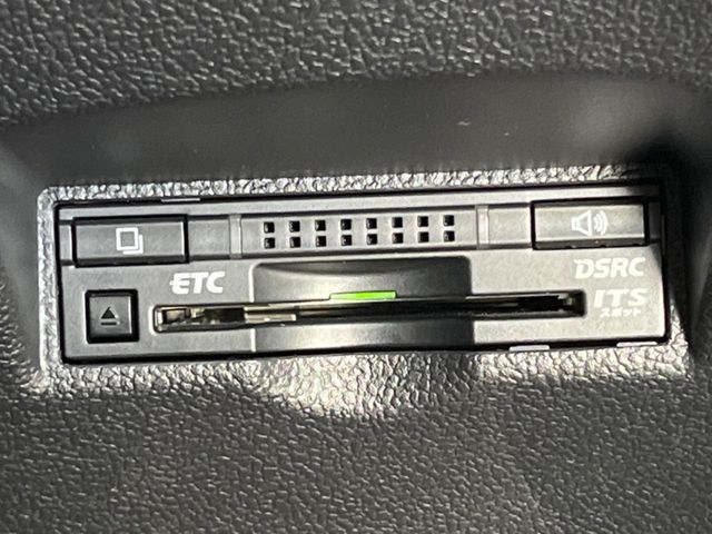 TOYOTA PRIUS 2016 Image 31