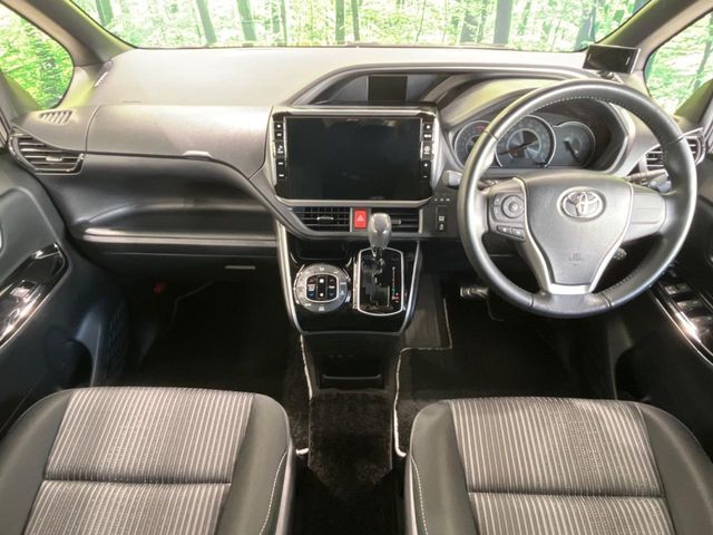 TOYOTA VOXY 2019 Image 31