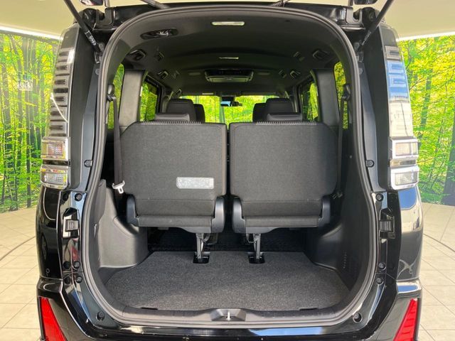 TOYOTA VOXY 2019 Image 31