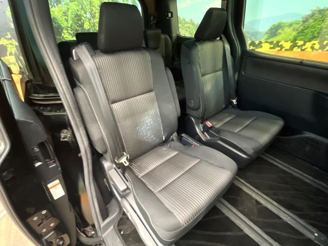 TOYOTA VOXY 2019 Image 31