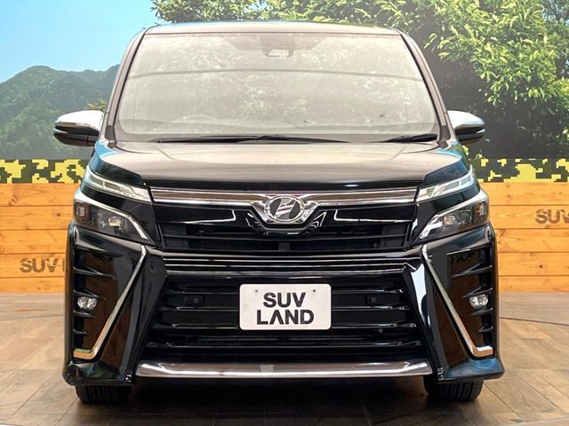 TOYOTA VOXY 2019 Image 31