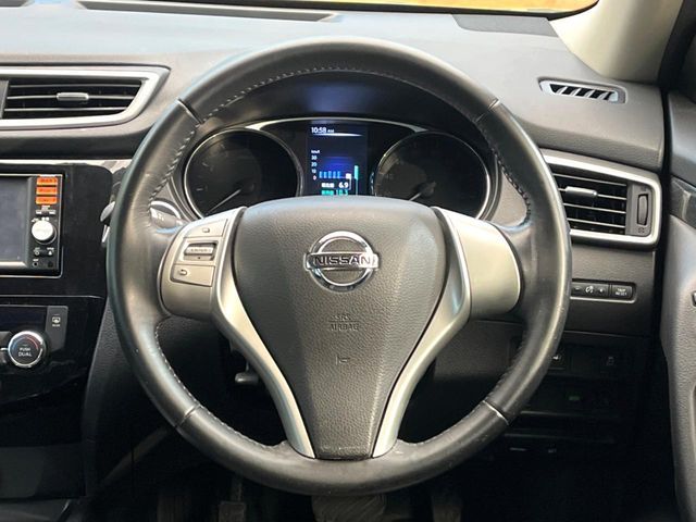 NISSAN X-TRAIL 2WD 2015 Image 31