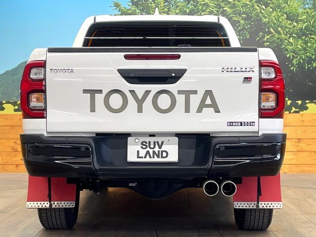 TOYOTA HILUX 4WD 2023 Image 31