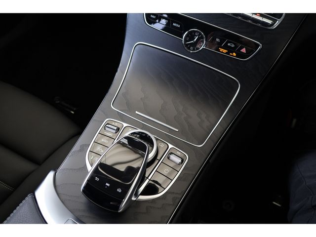 MERCEDES BENZ C CLAS 2019 Image 31