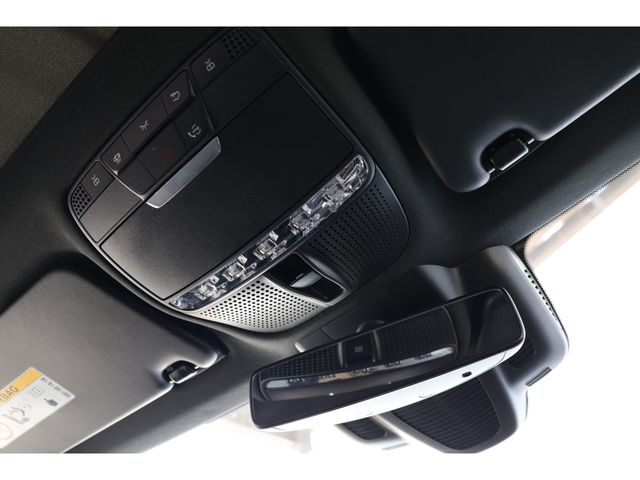 MERCEDES BENZ C CLAS 2019 Image 31