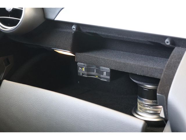 MERCEDES BENZ C CLAS 2019 Image 31