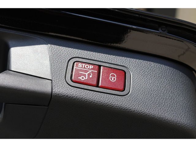 MERCEDES BENZ C CLAS 2019 Image 31