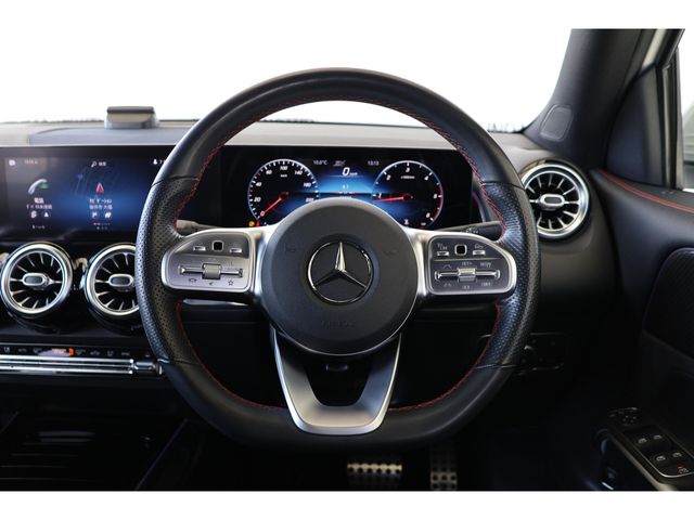 MERCEDES BENZ GLB 2020 Image 31