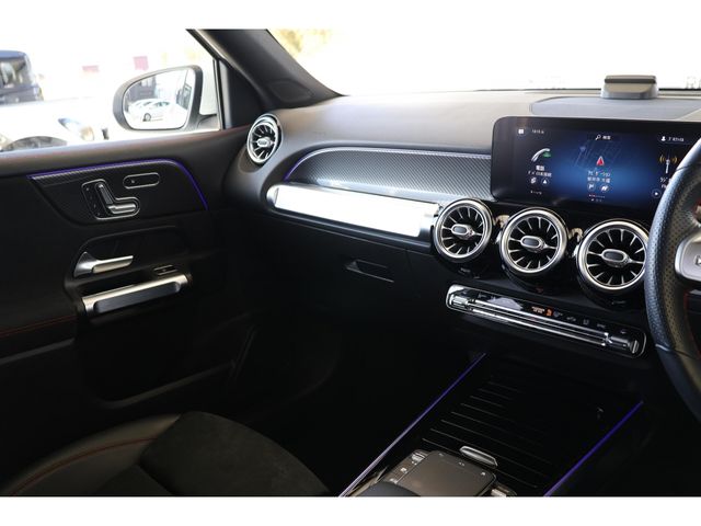 MERCEDES BENZ GLB 2020 Image 31