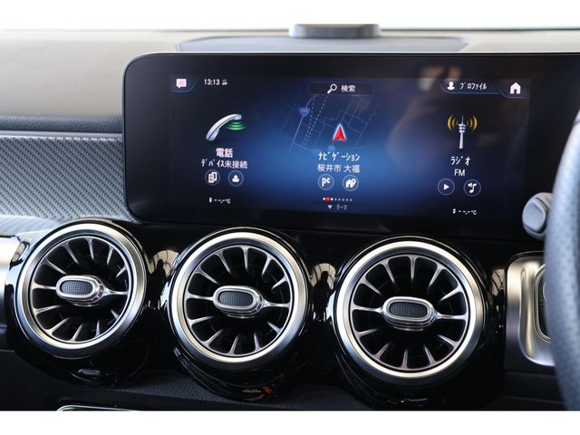 MERCEDES BENZ GLB 2020 Image 31