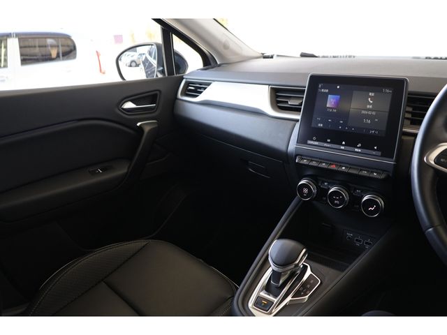 RENAULT CAPTUR 2023 Image 31