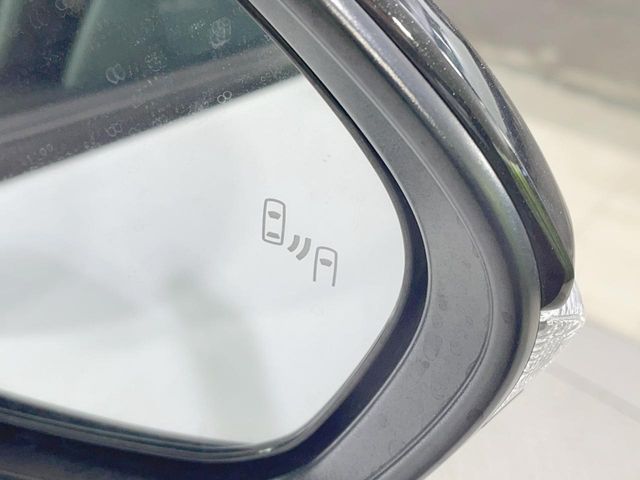 TOYOTA YARIS CROSS HYBRID 2025 Image 31